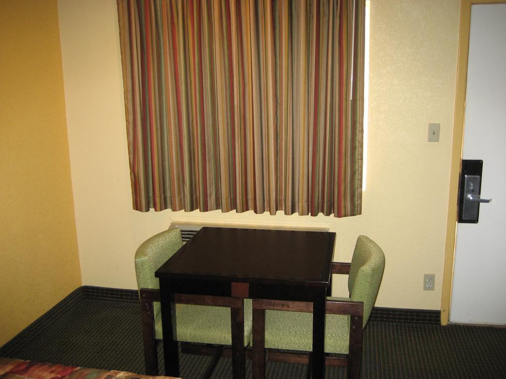 Palace Inn רוזנברג מראה חיצוני תמונה